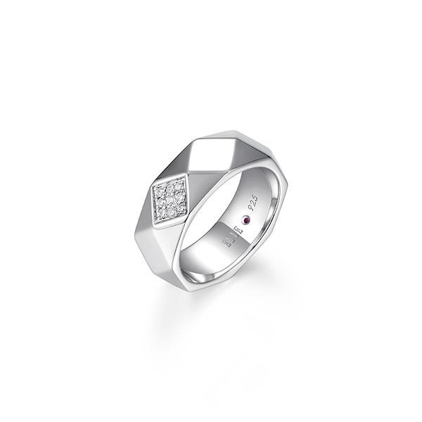 RR4LAHX00-W-7 Sterling Silver CAPTIVATE Cubic Zirconia Dimensional Quilted Pattern Ring Size 7